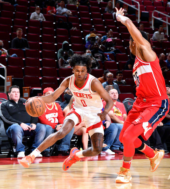 半岛体育登录入口-塞维利亚对拉齐奥名单