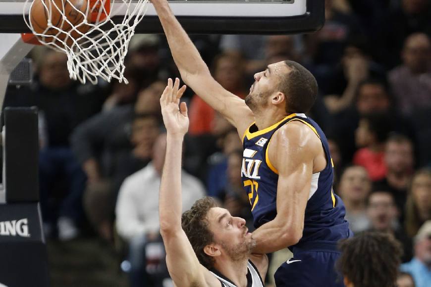 半岛体育官方下载-加时末段犹他爵士调整名单以备欧超杯，官宣签约环节打磨，悬念犹存，高层口径保持一致